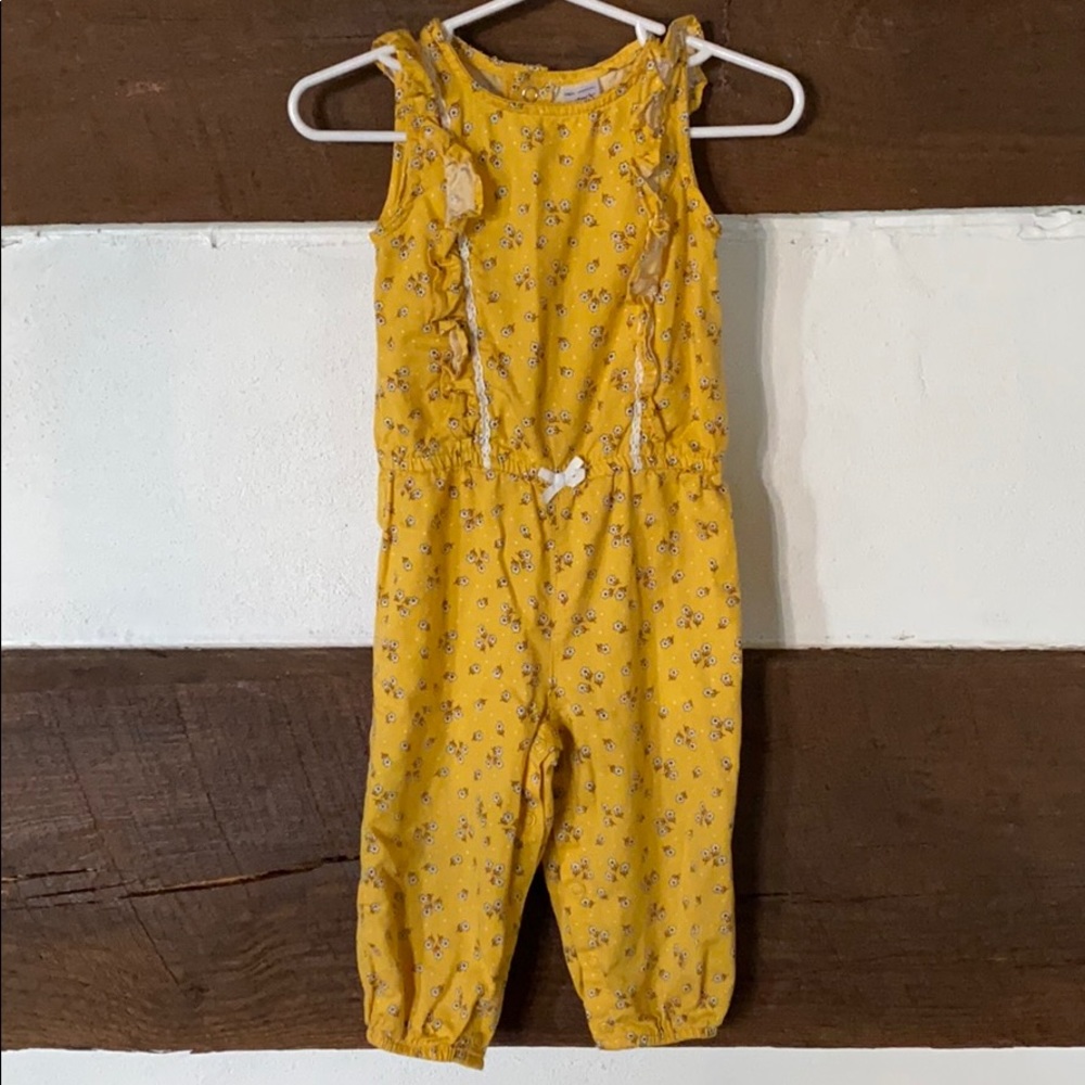 Worn once- adorable pants romper